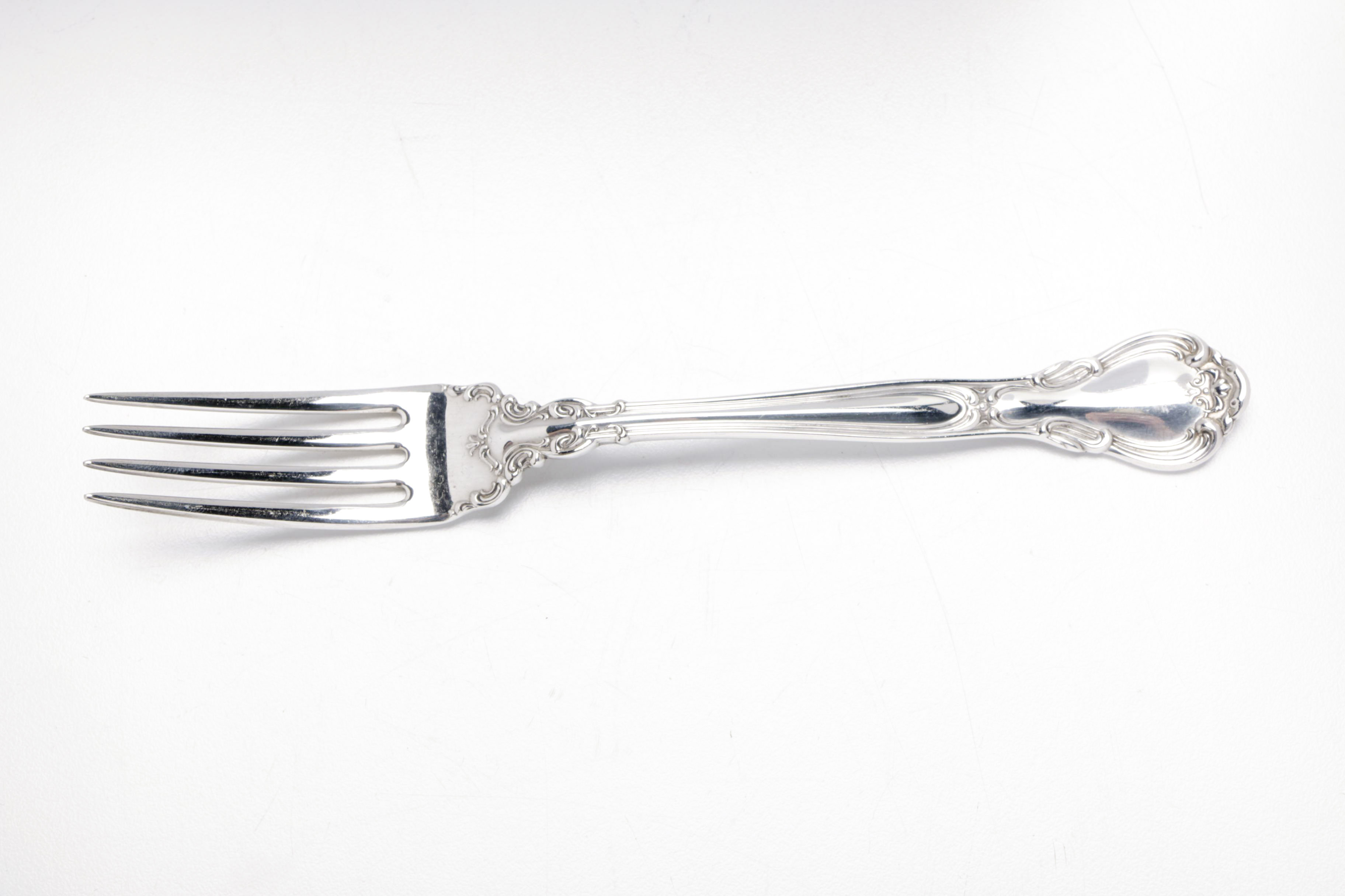 Gorham Manufacturing Co. "Chantilly" Sterling Silver Flatware Set