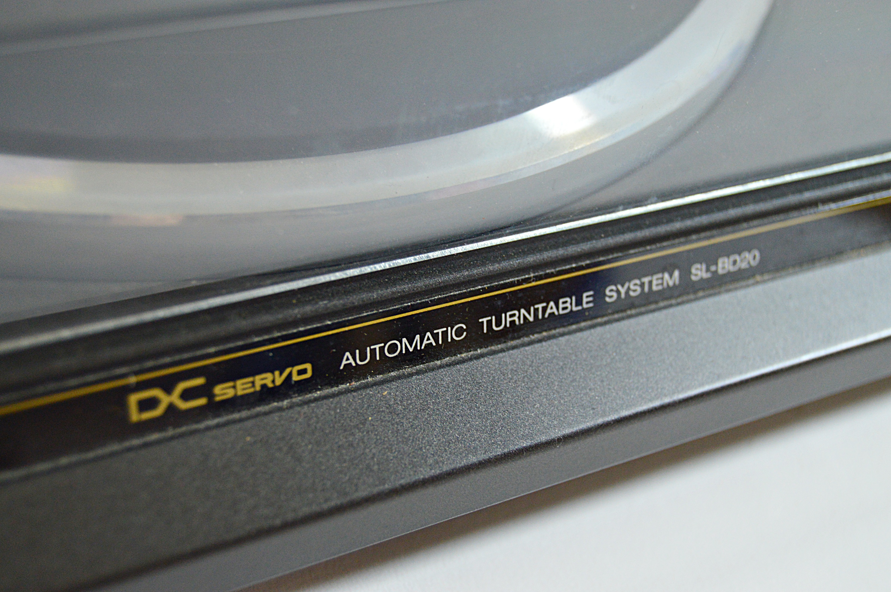 Technics DC Servo SL-BD20 Automatic Turntable System