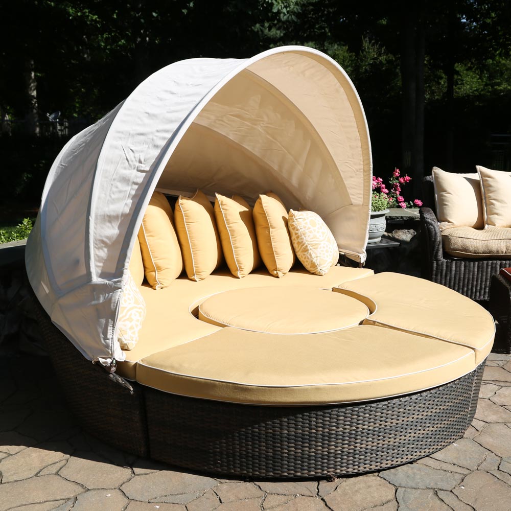 Frontgate Round Outdoor Lounger