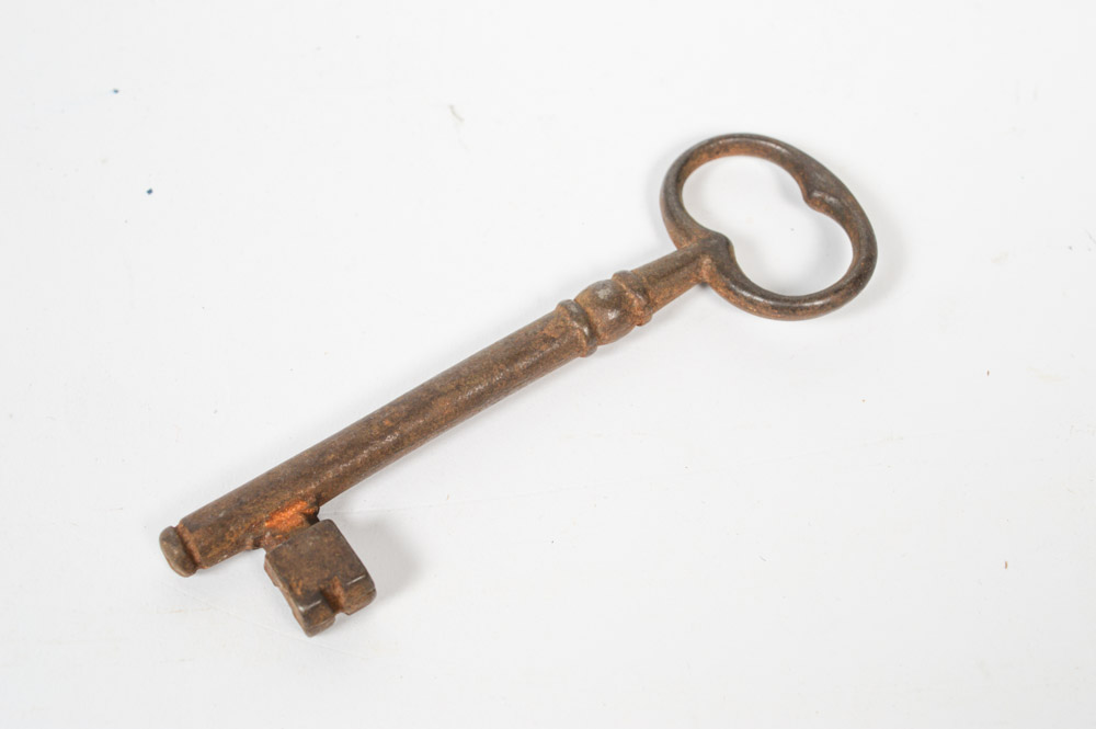 Five Antique Metal Skeleton Keys