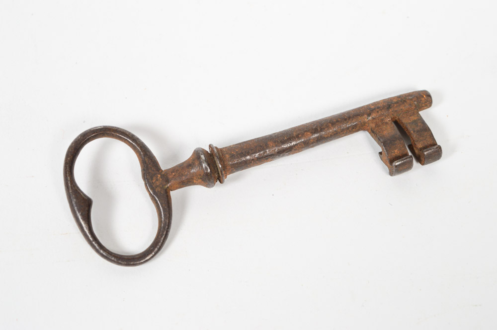 Five Antique Metal Skeleton Keys