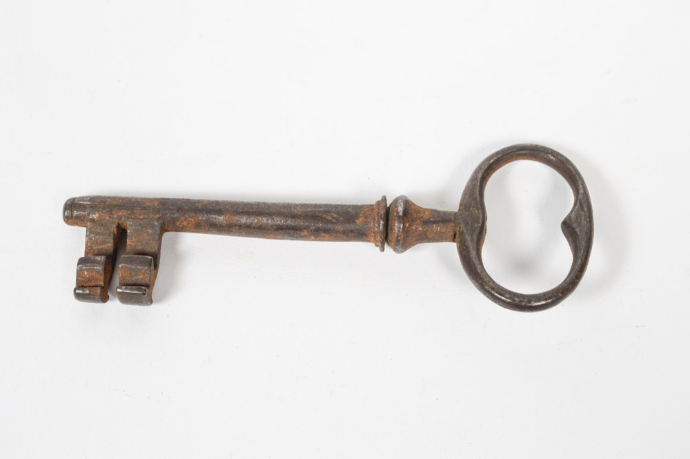 Five Antique Metal Skeleton Keys