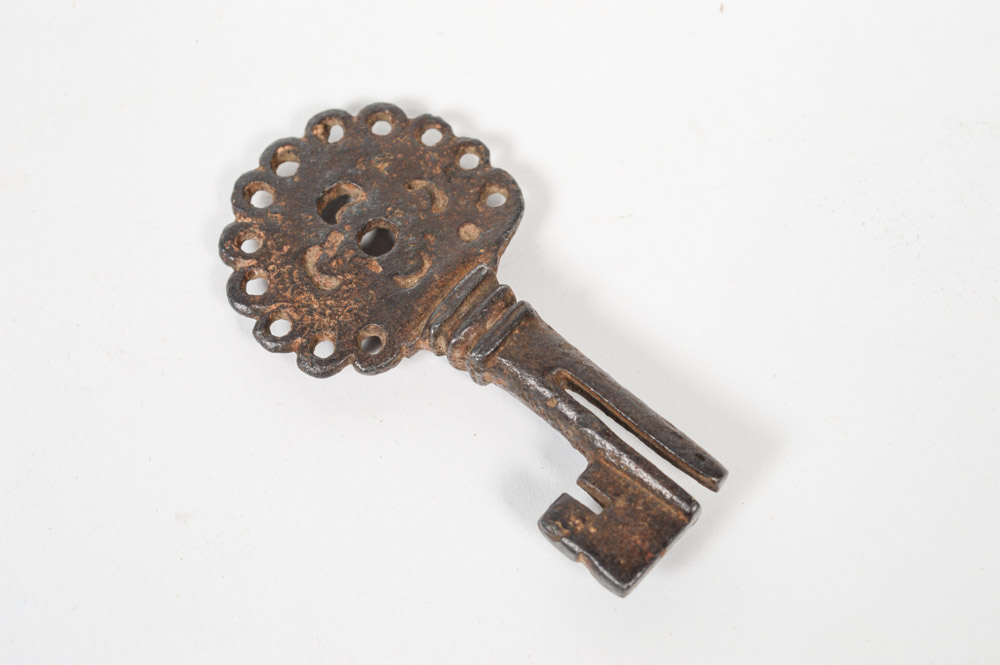 Five Antique Metal Skeleton Keys