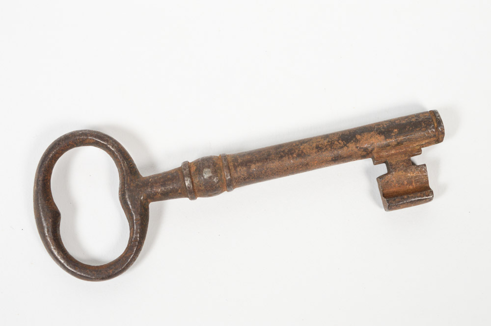 Six Antique Metal Skeleton Keys