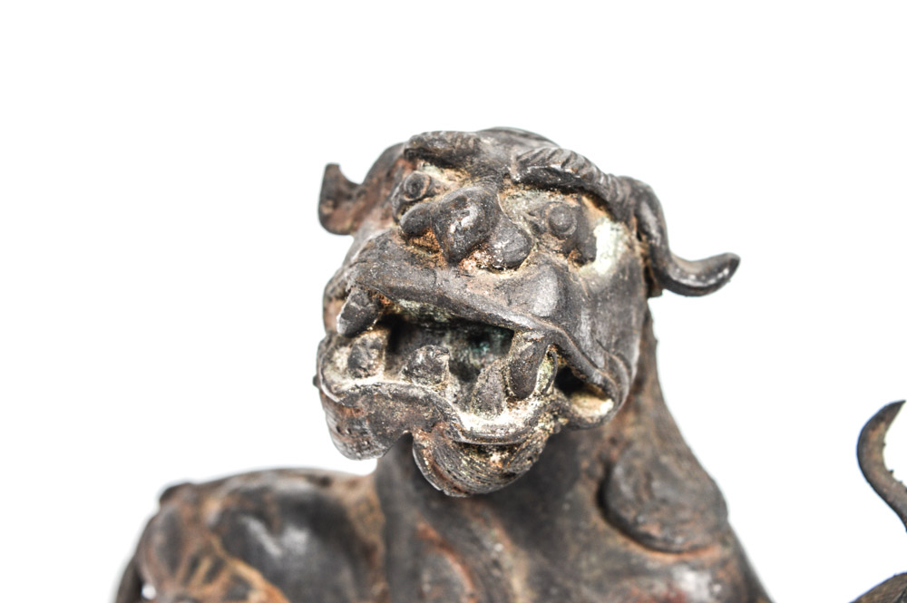 Antique Chinese Spelter Metal Lion Figure