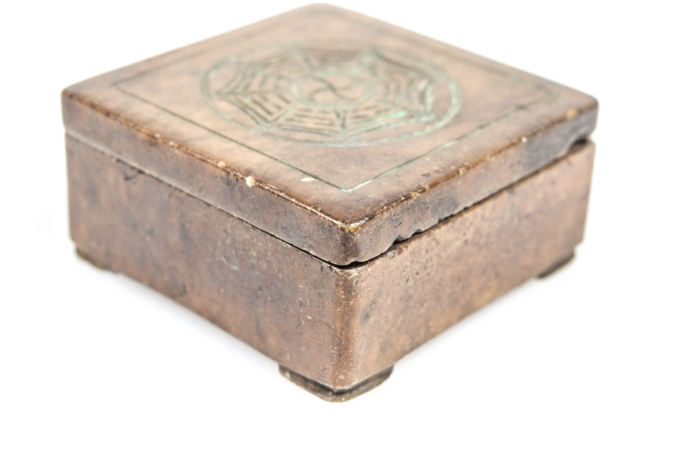 Antique Chinese Carved Agate Box