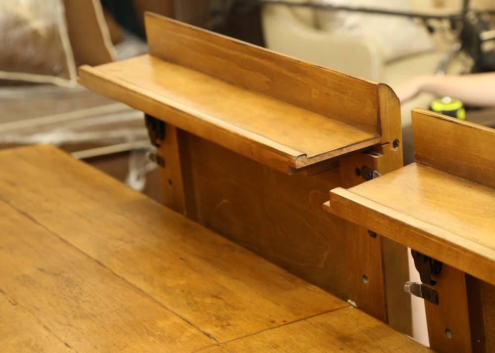 Williams Sonoma Farmhouse Style Dining Table