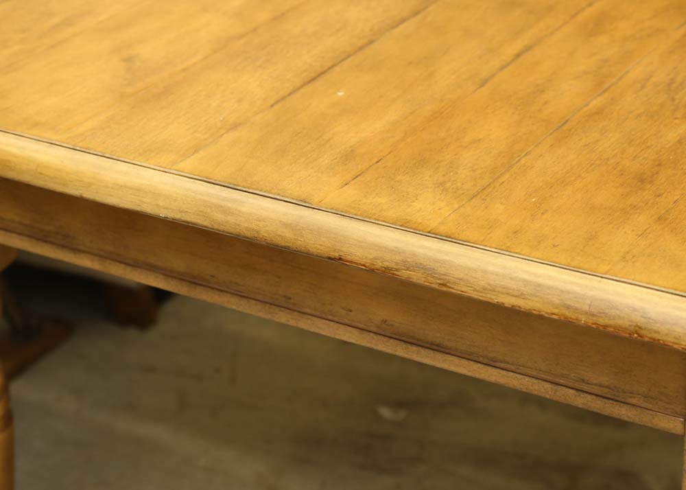 Williams Sonoma Farmhouse Style Dining Table