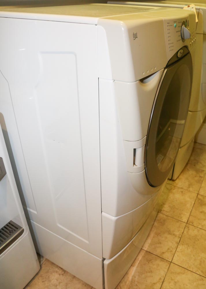 Whirlpool Duet Washer and Stand