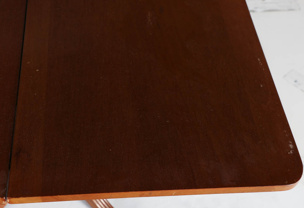 Early 20th Century Mahogany Pedestal Game Table