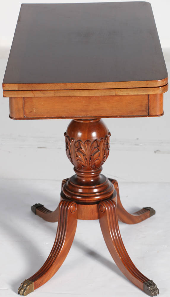 Early 20th Century Mahogany Pedestal Game Table
