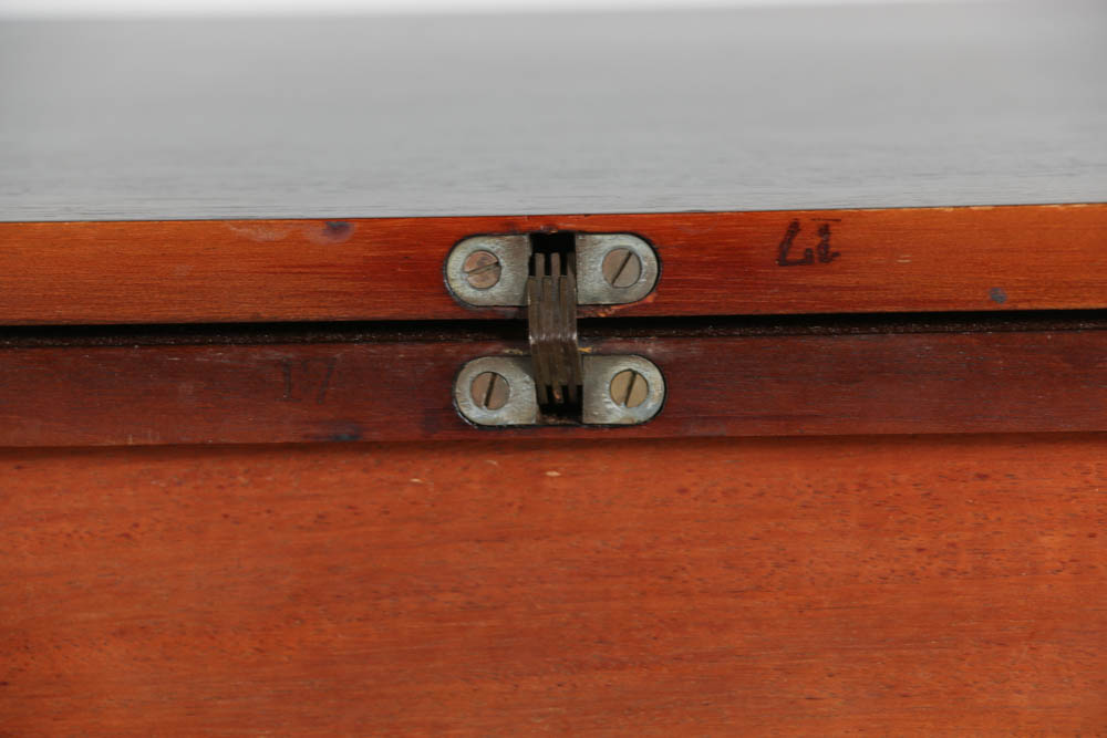 Early 20th Century Mahogany Pedestal Game Table