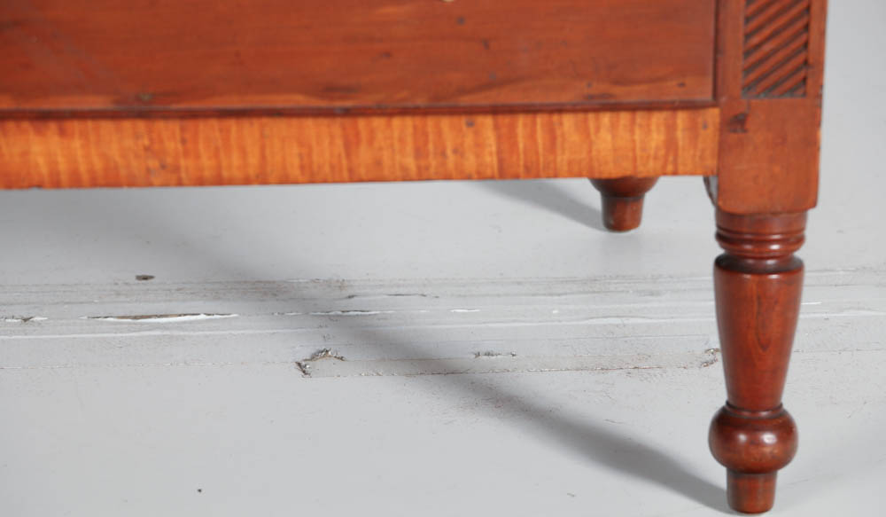 Early 19th Century Kentucky Sheraton Chest of Drawers