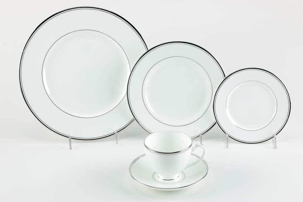 Eight Waterford Bone China Place Settings in "Kilbarry" Pattern