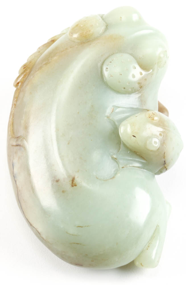 Chinese Bowenite Carved Fortune Frog with Baby Frog