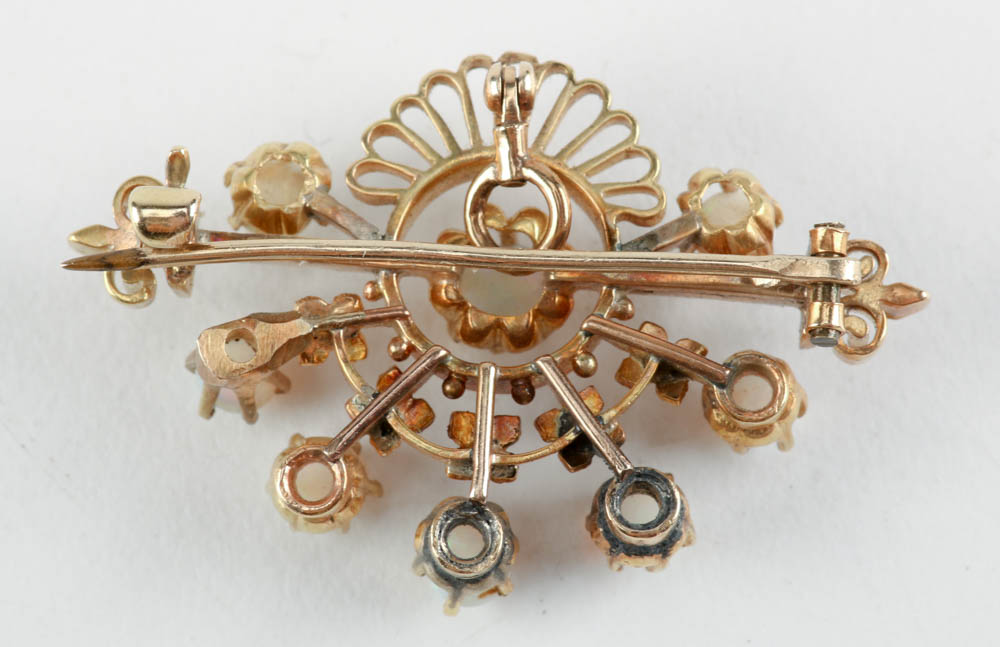 Antique 14K Yellow Gold Filigree Pin with Opals