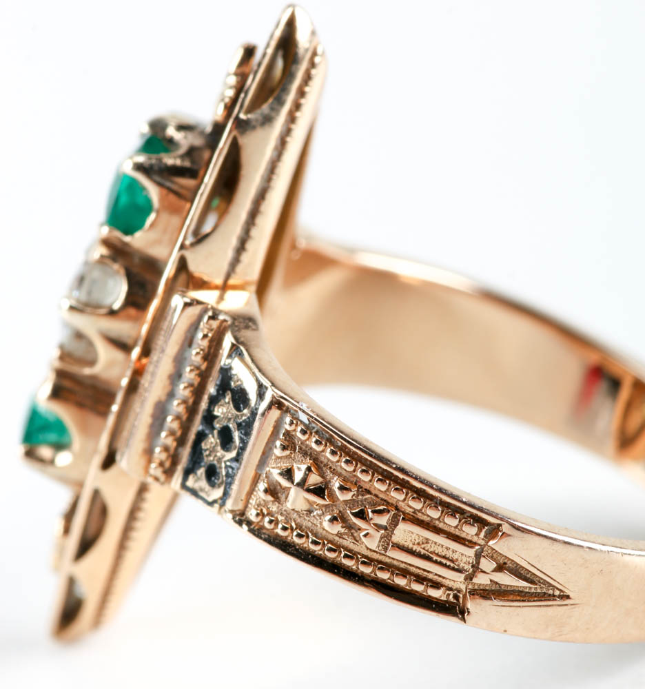 14K Yellow Gold Victorian Style Ring with Diamond and Emeralds