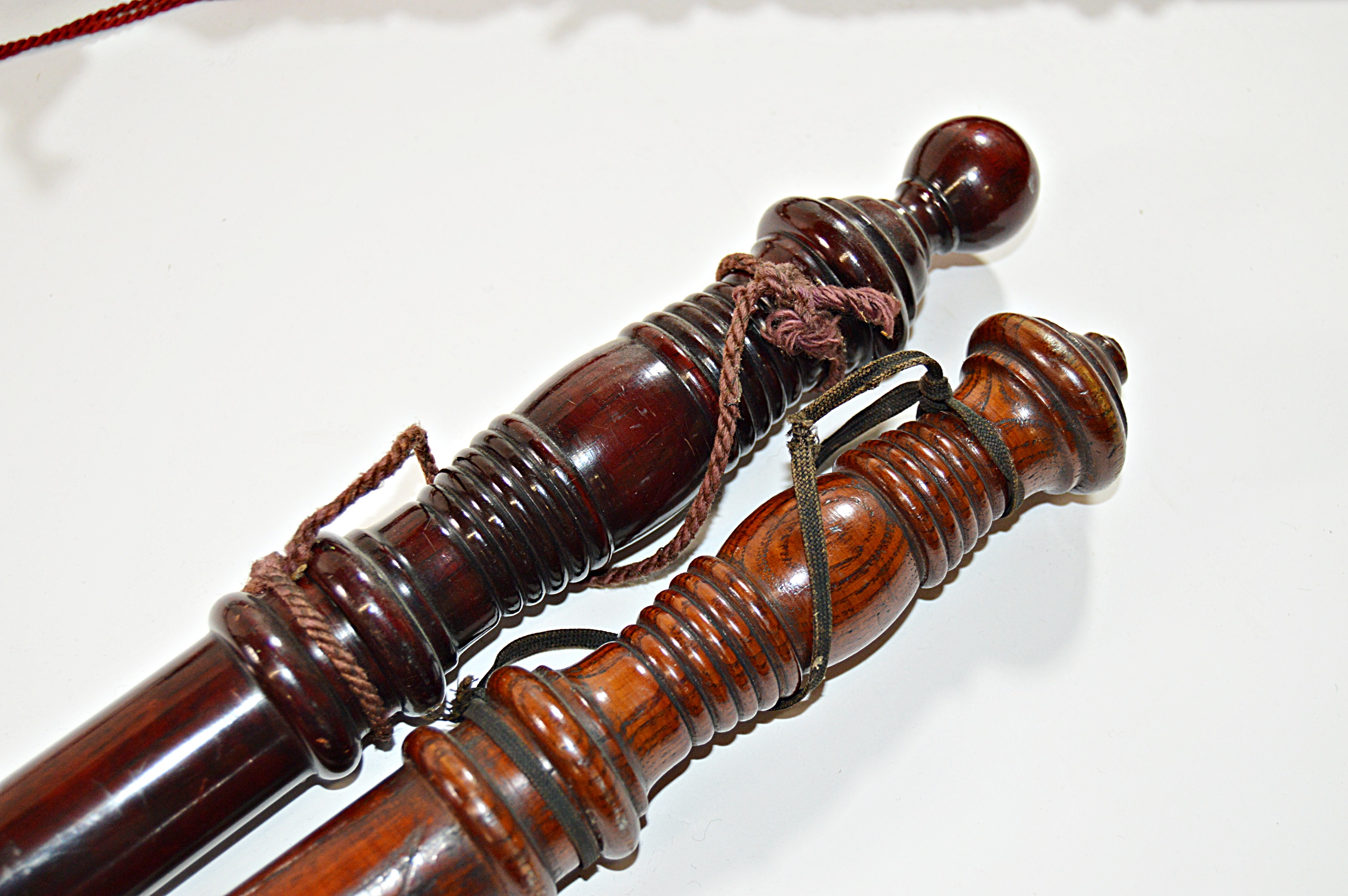 Antique c. 1898 German Porcelain Long Pipe