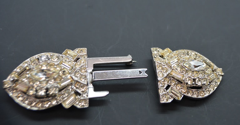 Vintage Rhinestone Duette Brooch