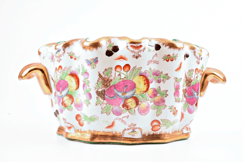 Hand Painted Chinese Cache Pot With Gold Scalloped Rim