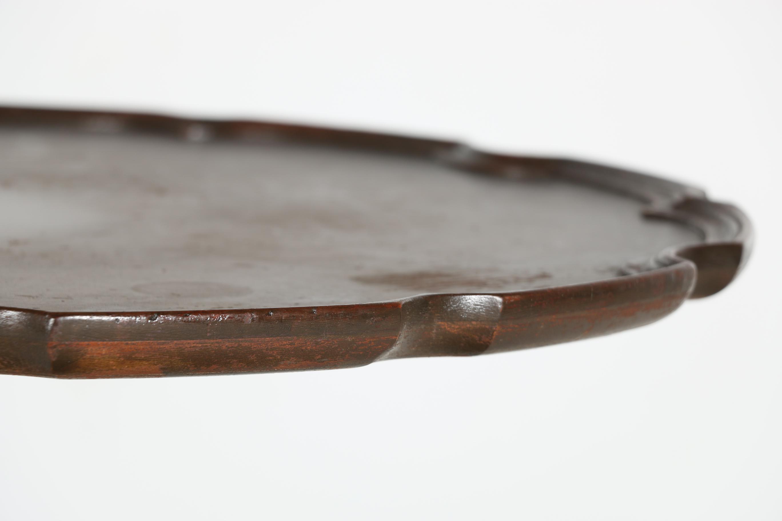 Vintage Queen Anne Style Pie Crust Tea Table