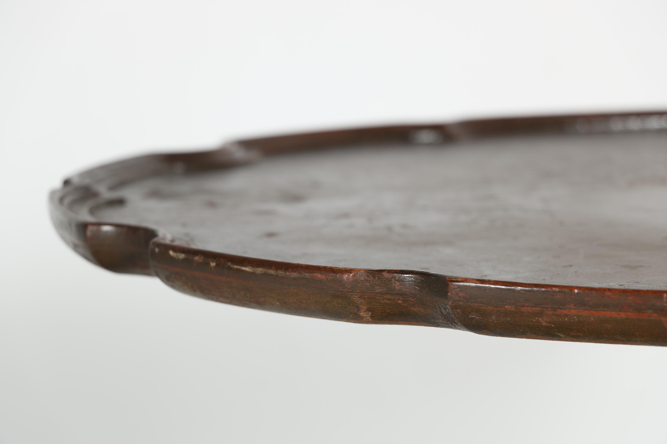 Vintage Queen Anne Style Pie Crust Tea Table