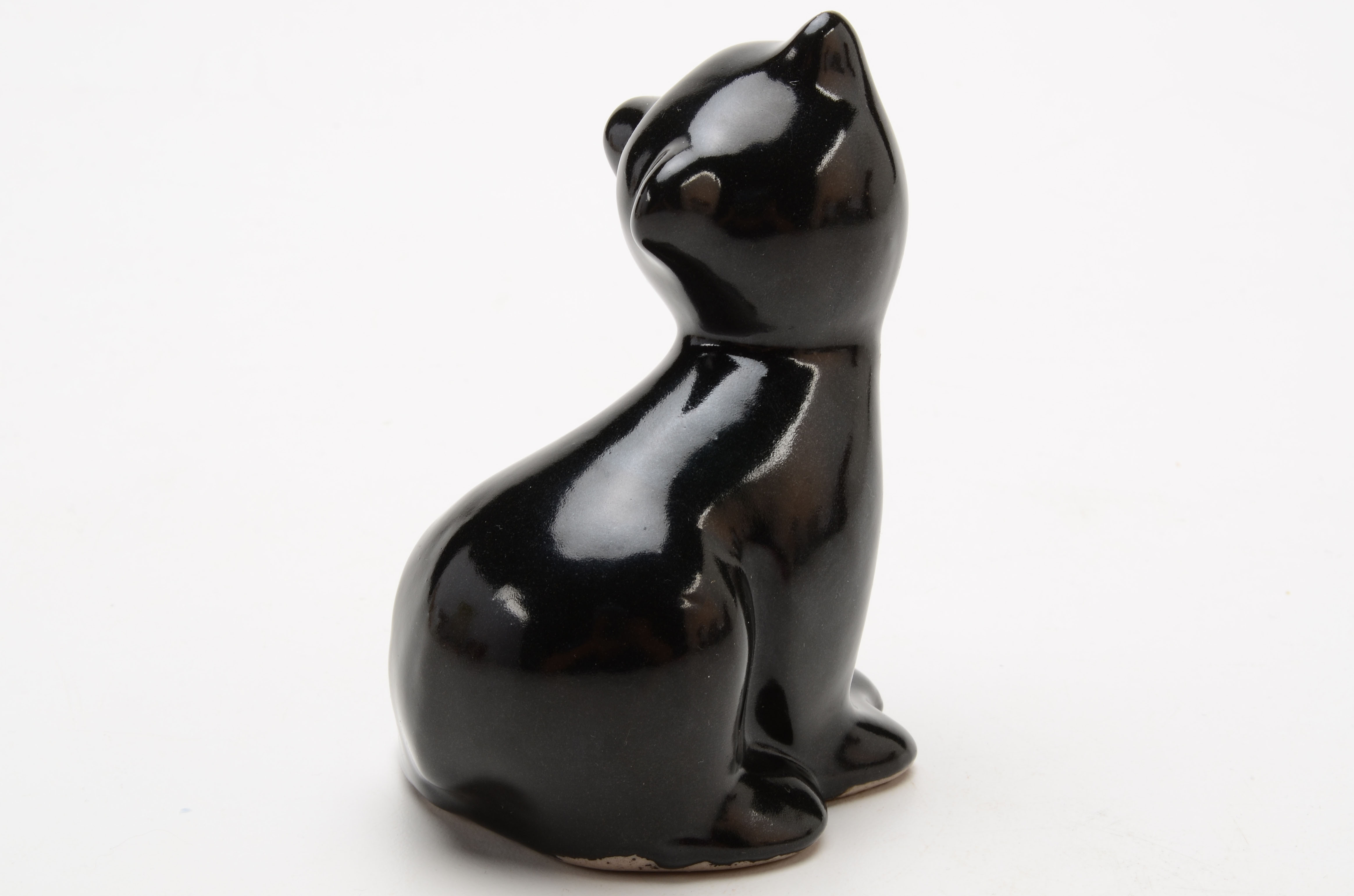 Pigeon Forge Pottery "Playfull Black Bear" Signed D. Ferguson