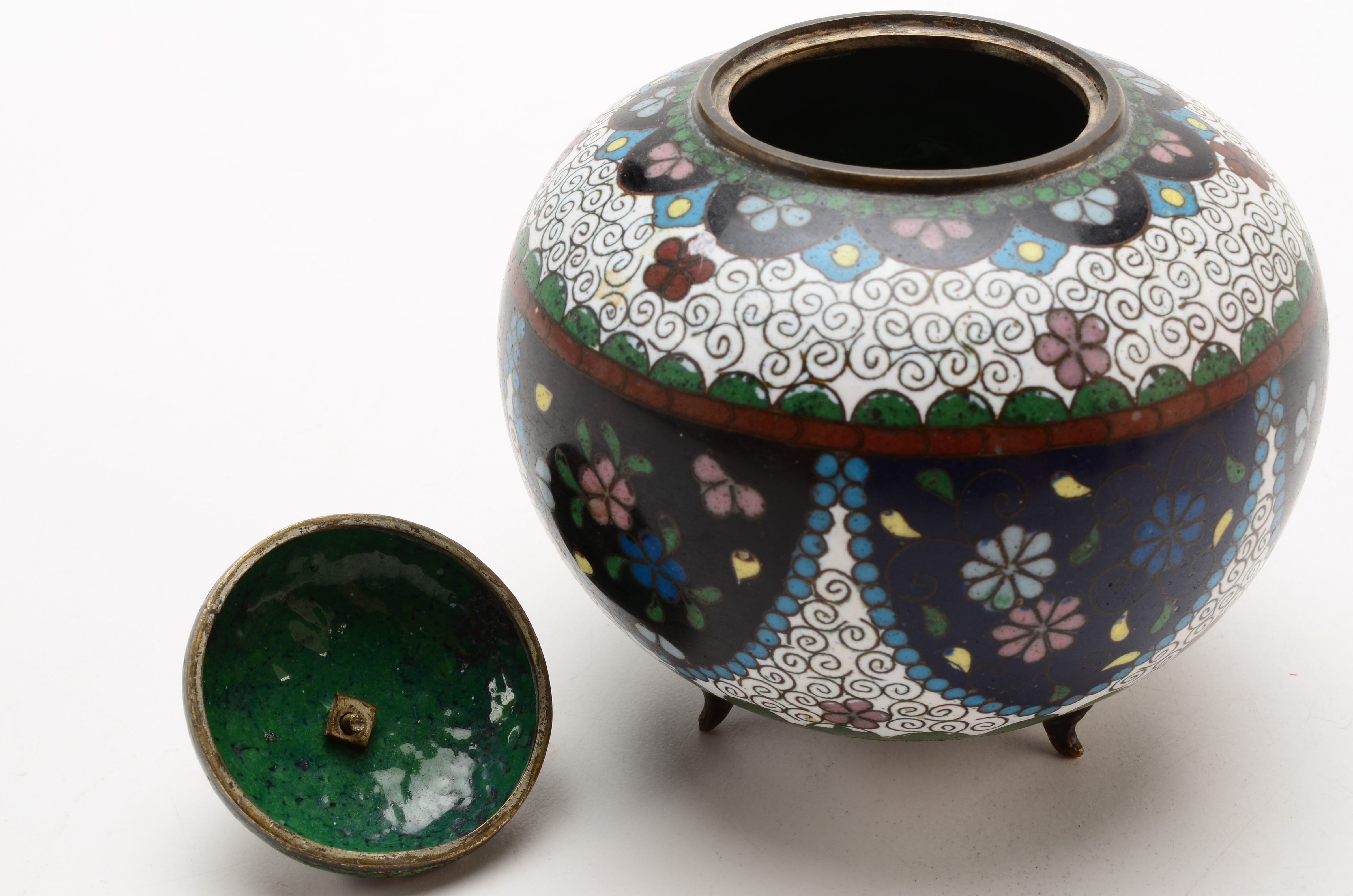 Small Chinese Cloissoné Covered jar