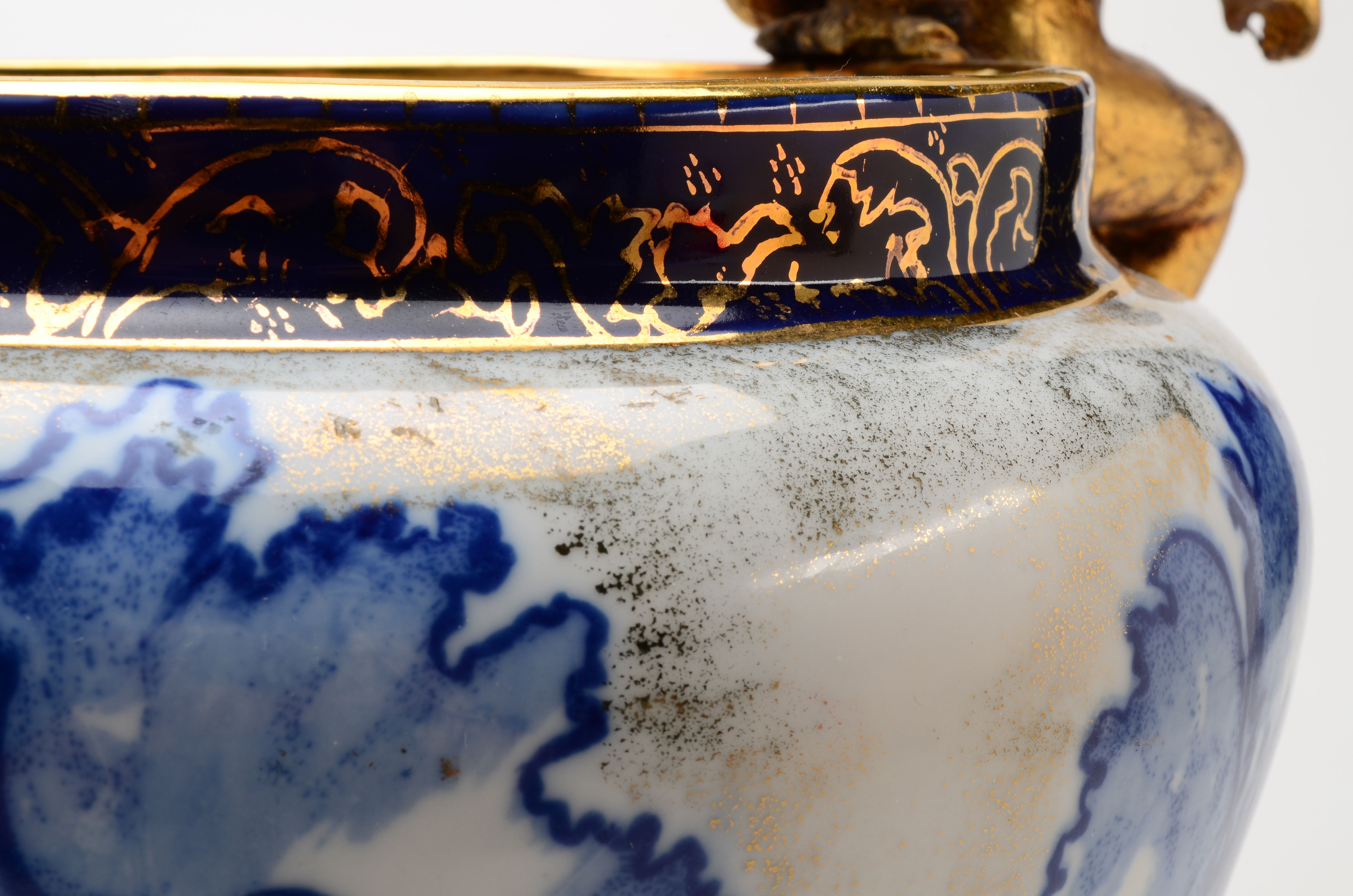 Ceramic Raised Planter