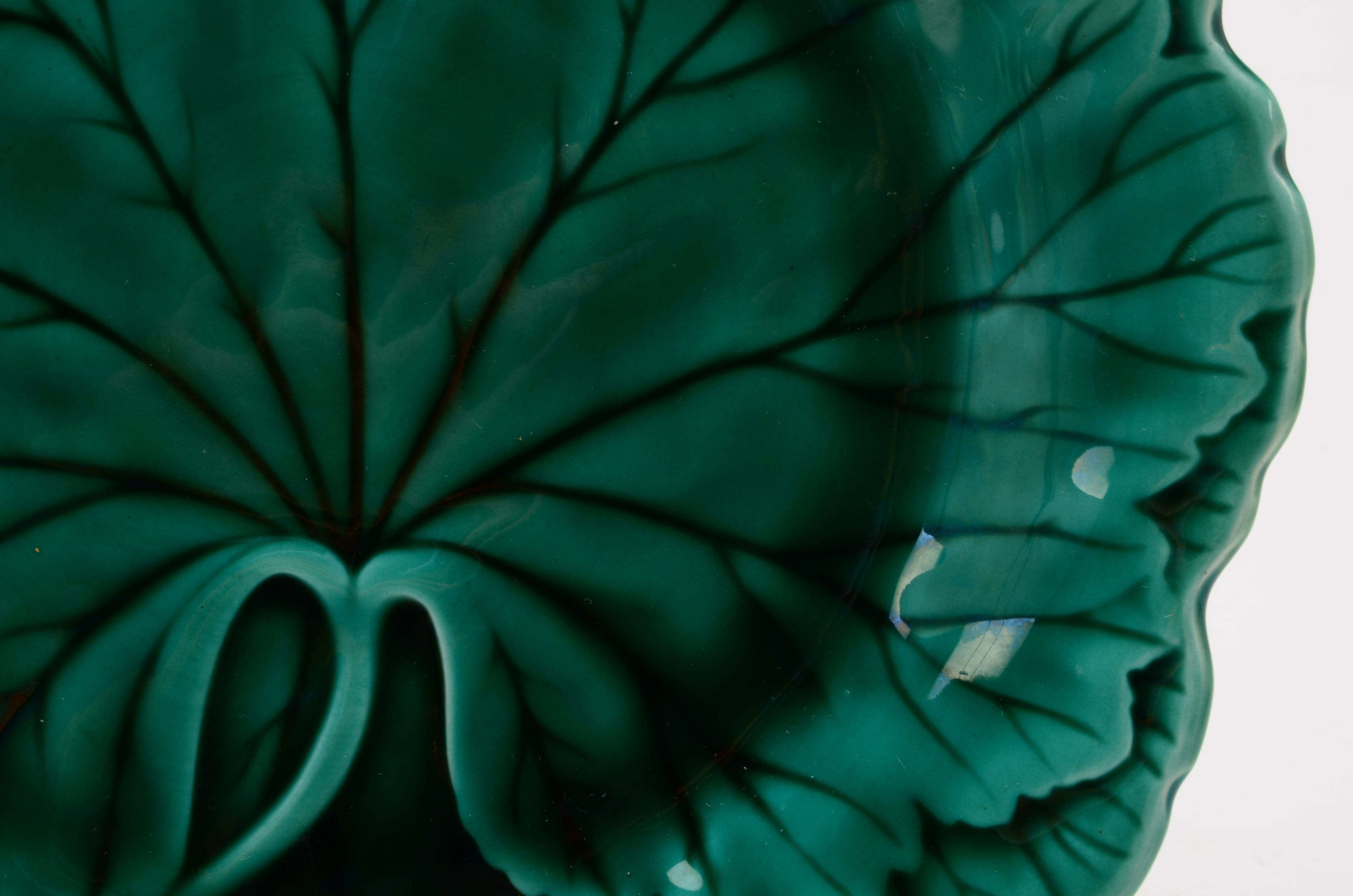 Wedgwood Barlaston Green Majolica Dish and Salad Plate