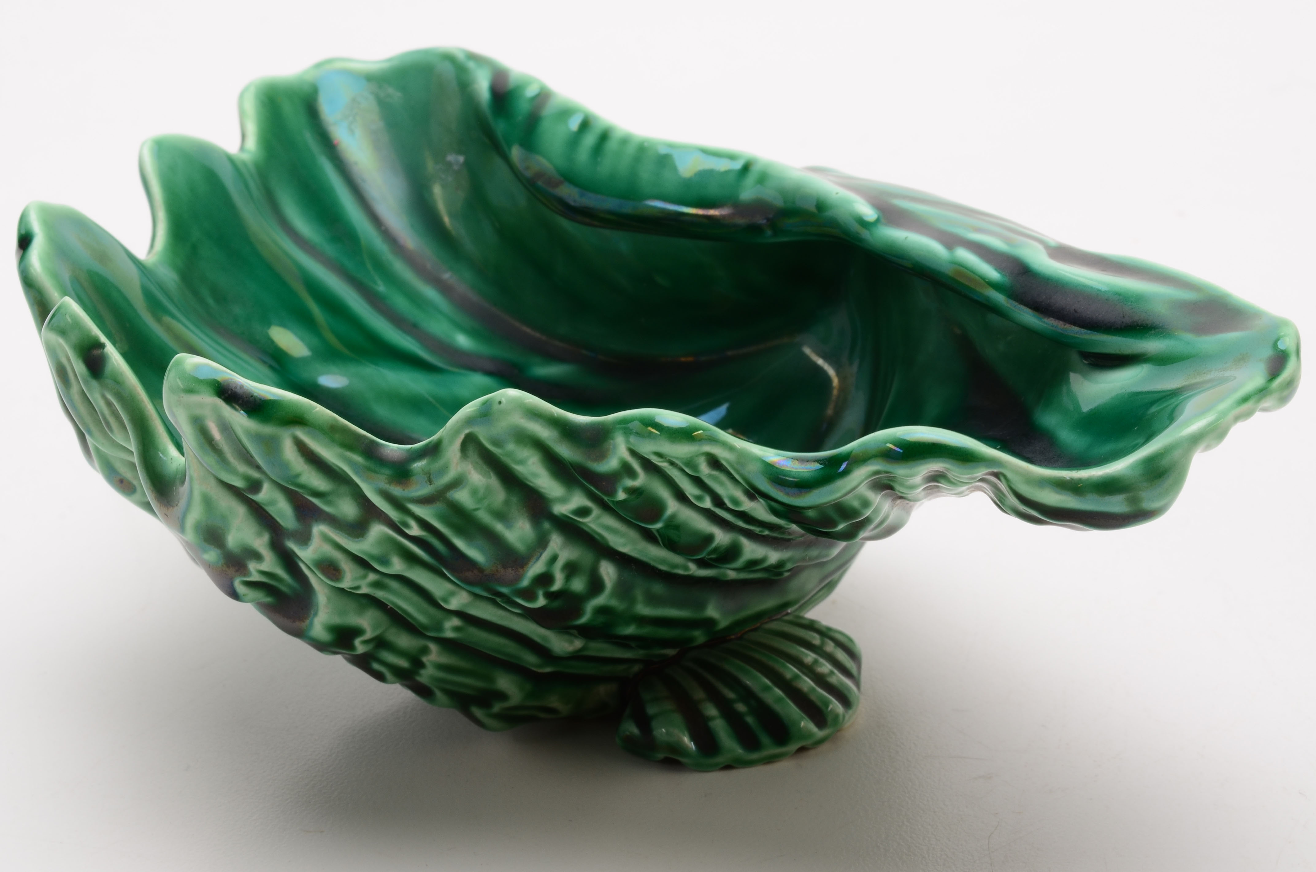 Wedgwood Barlaston Green Majolica Dish and Salad Plate