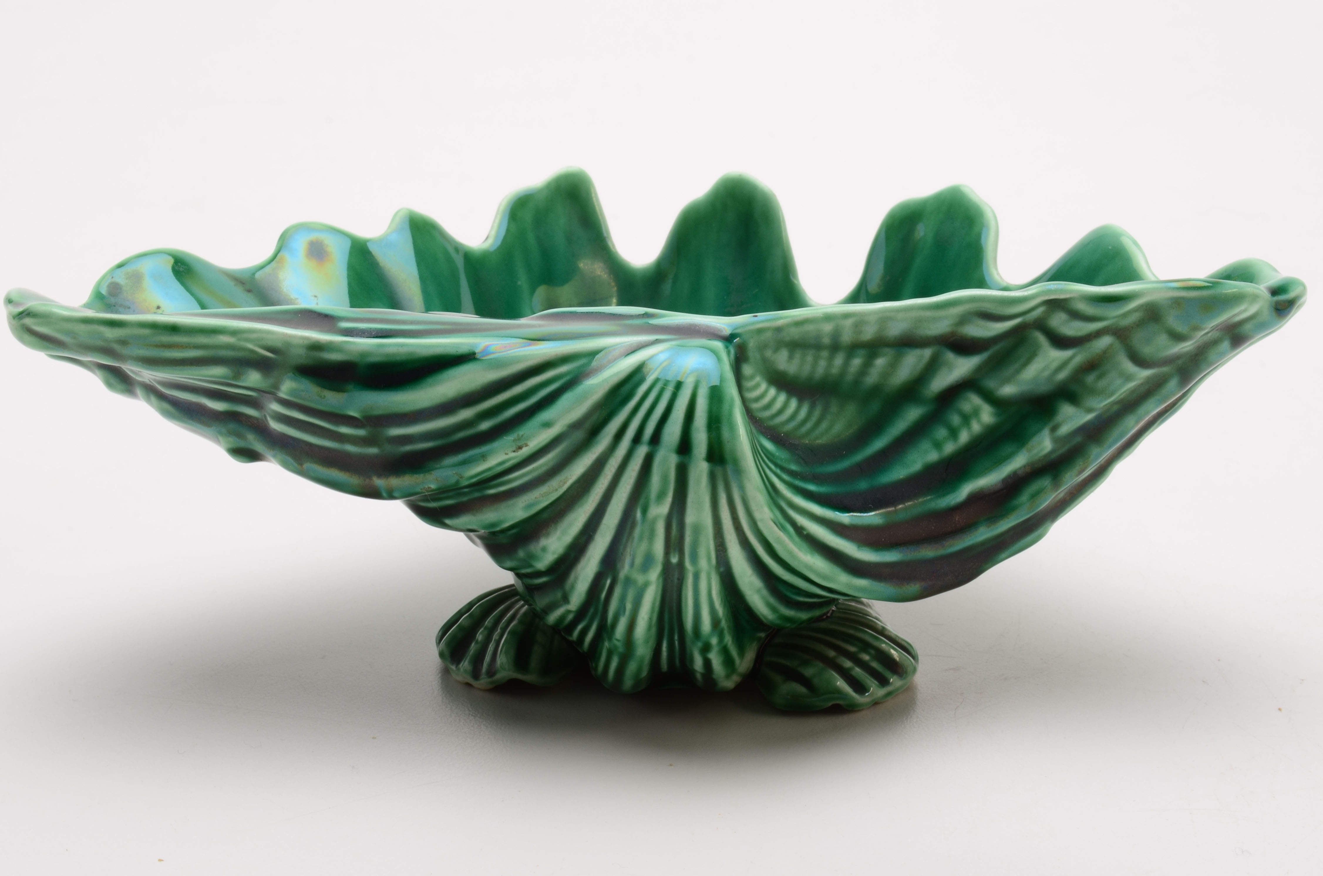 Wedgwood Barlaston Green Majolica Dish and Salad Plate