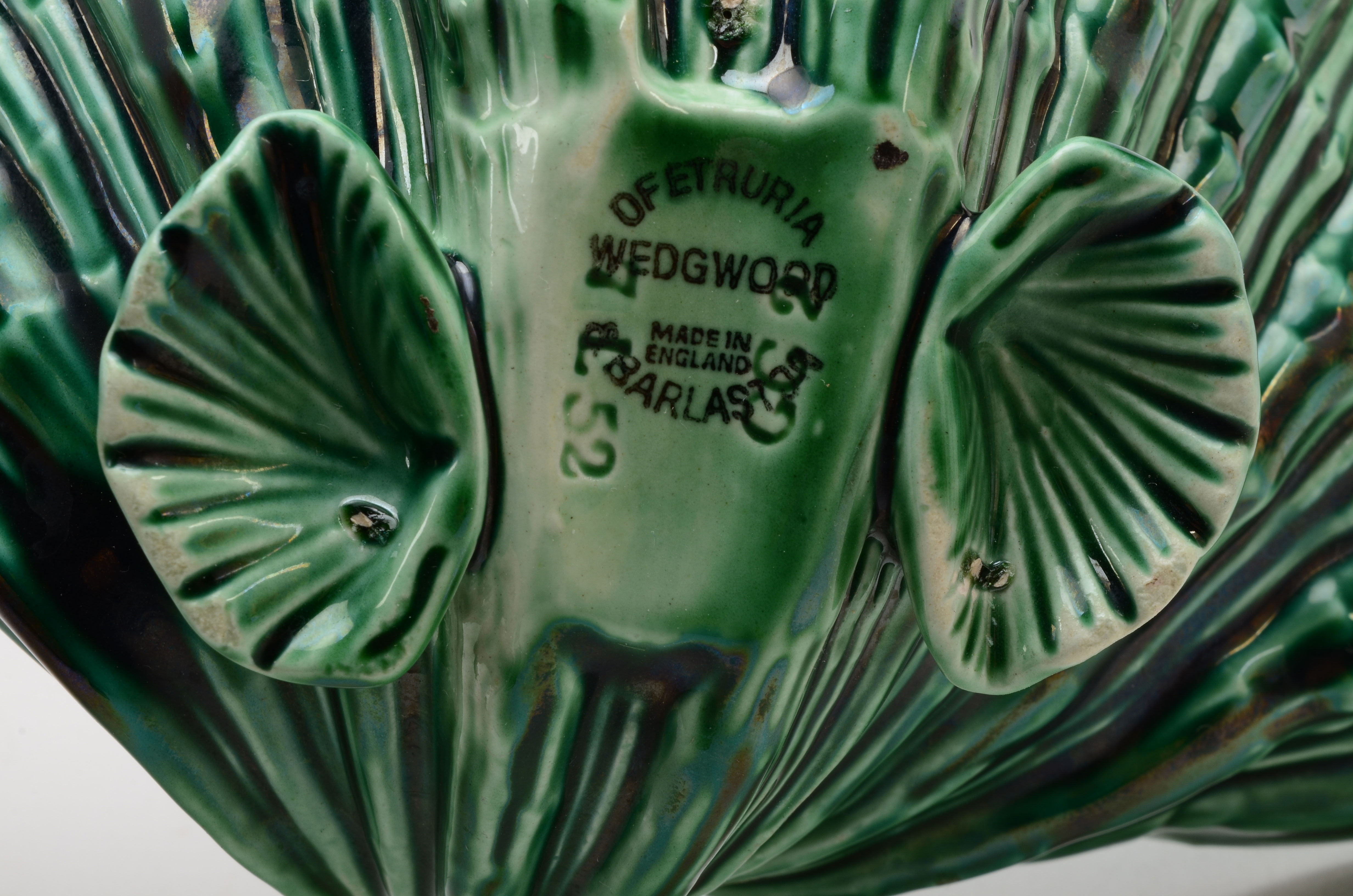 Wedgwood Barlaston Green Majolica Dish and Salad Plate