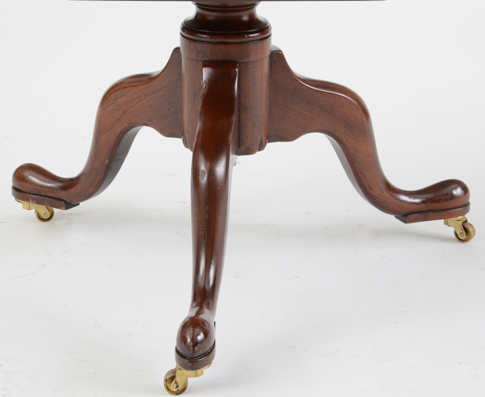 Kittinger Mahogany Hexagonal Dumbwaiter