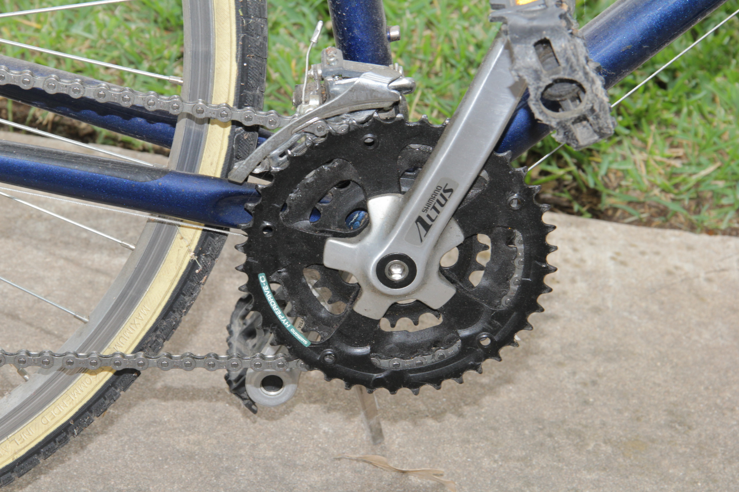 Raleigh C-30 Cross Sport Bicycle