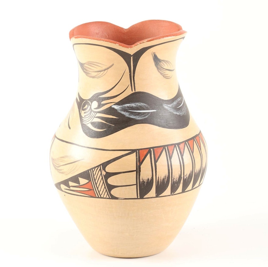Vangie Tafoya, Jemez Pueblo Ceramic Vase