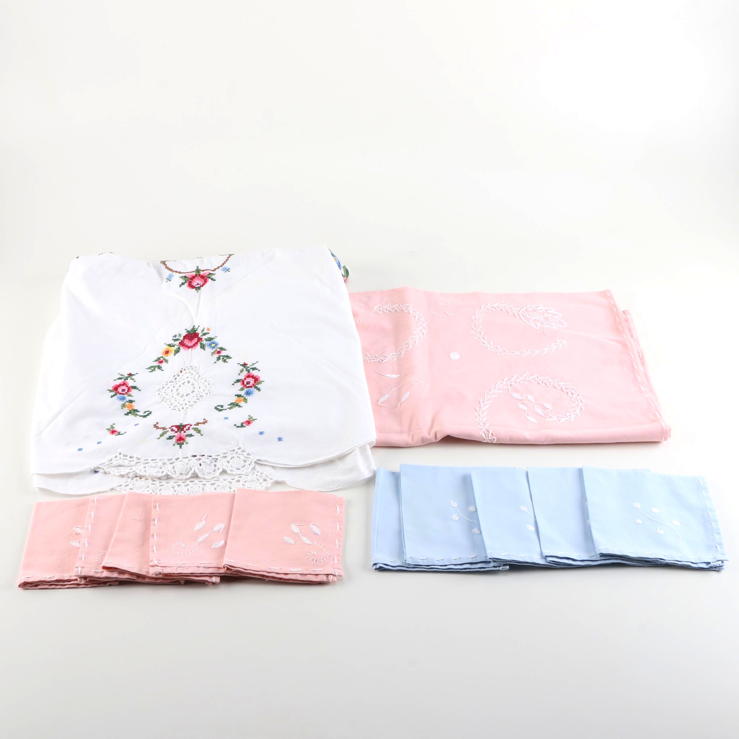 Table Linens With Decorative Needlework