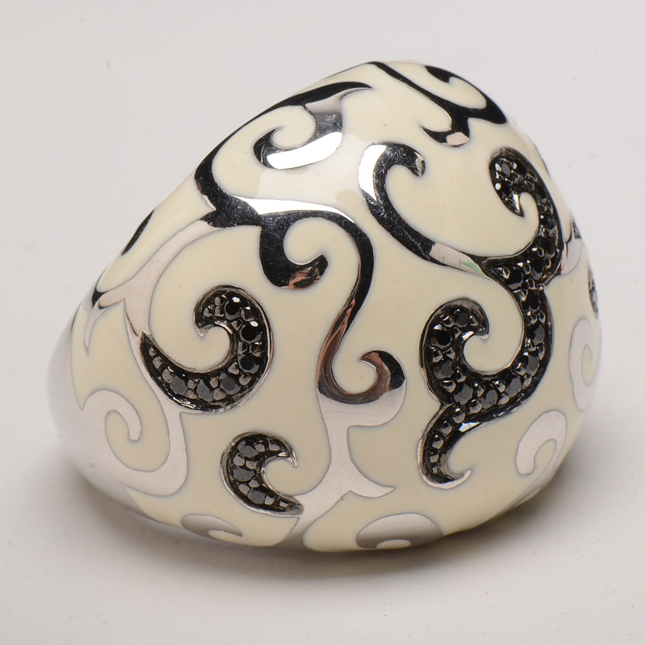 Belle Étoile Sterling Silver Black Cubic Zironia Enamel "Royale" Dome Ring