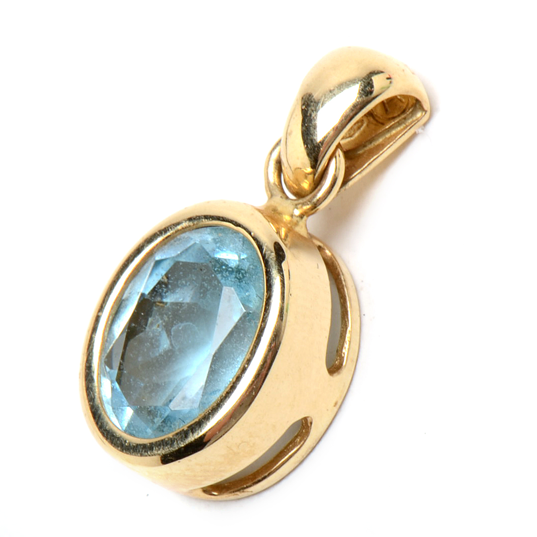 14K Yellow Gold Blue Topaz Pendant