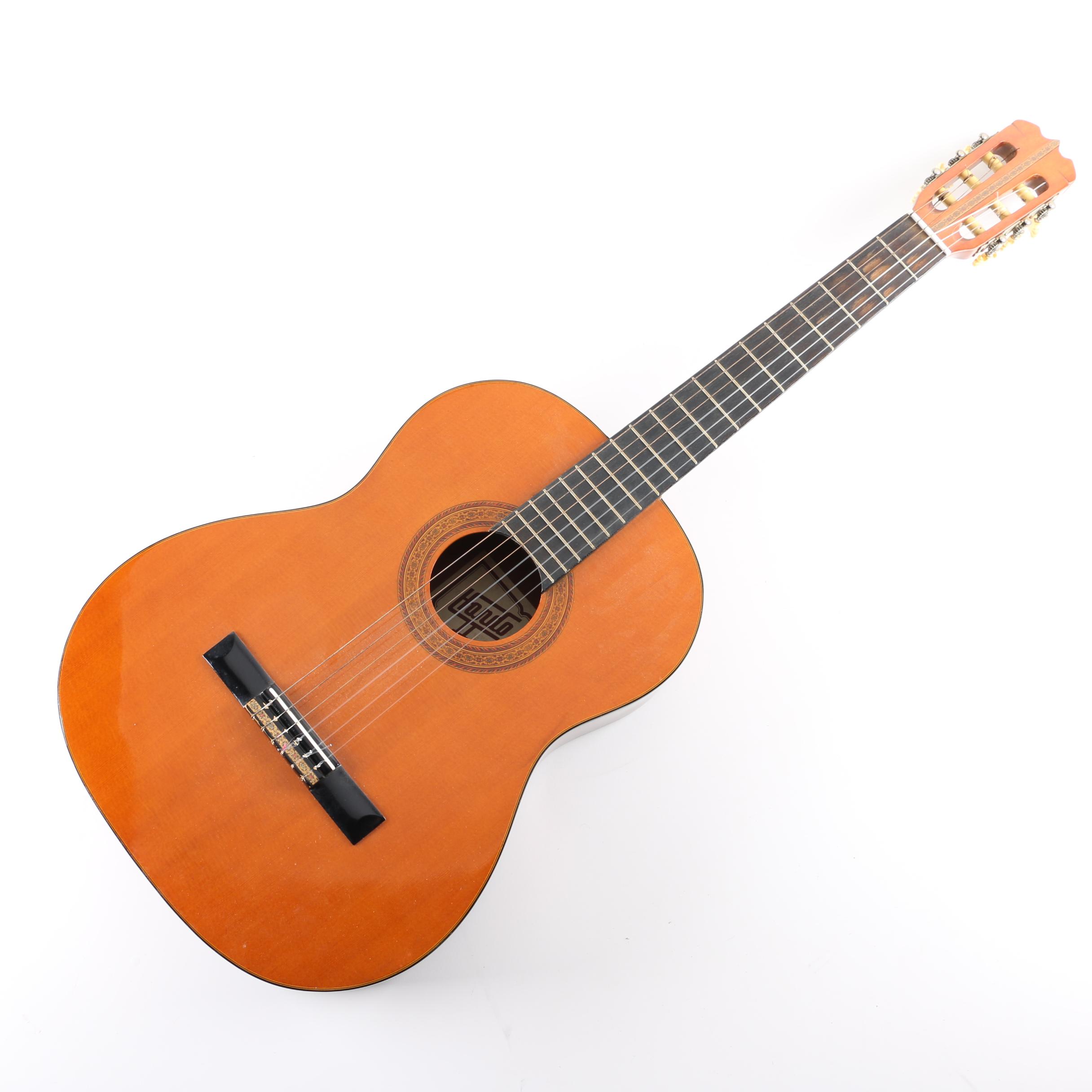 Hondo II Classical Style Acoustic Guitar and Case