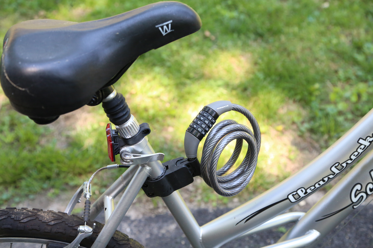 Schwinn Clear Creek 6-Speed Adult Bicycle