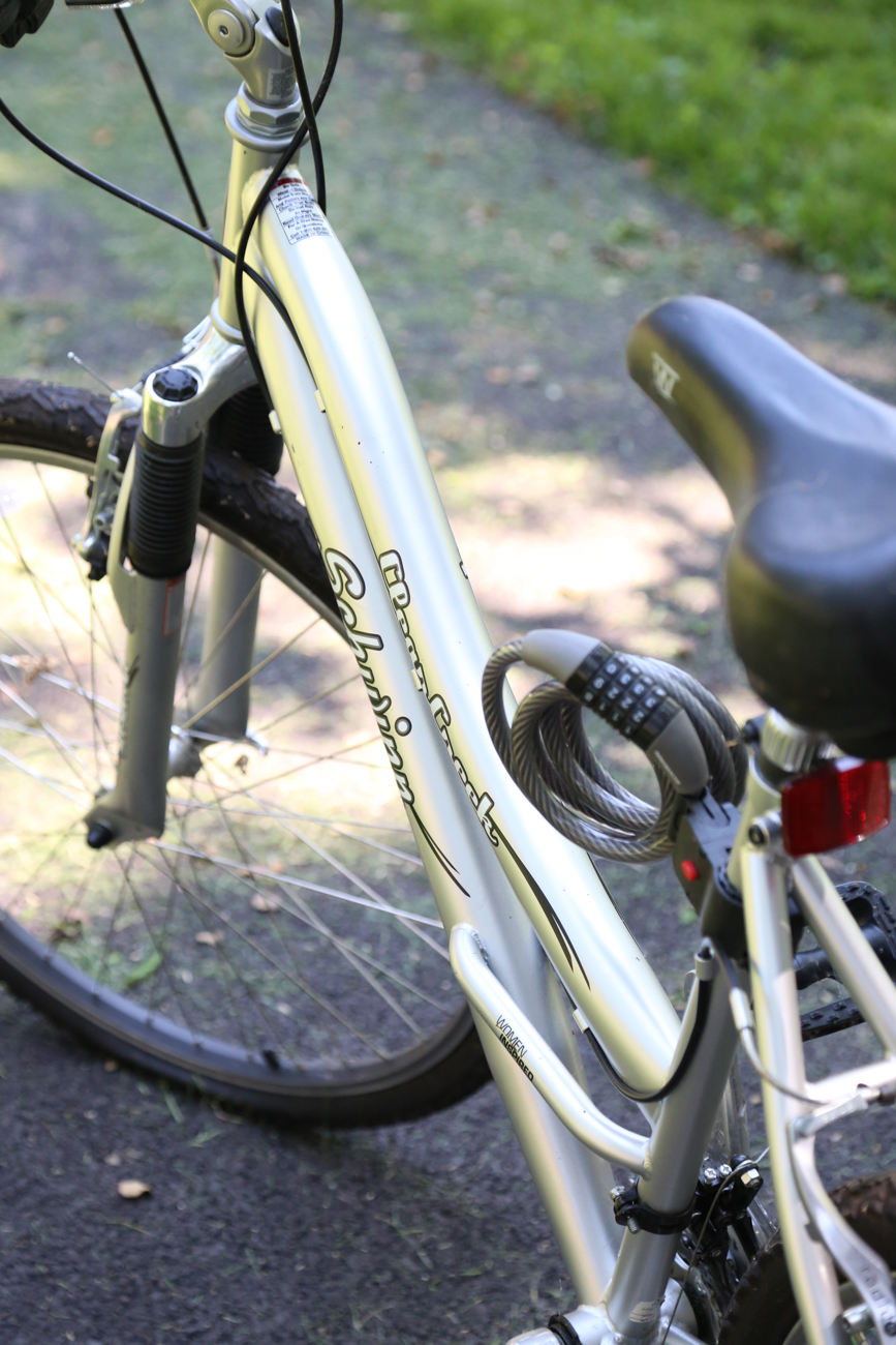 Schwinn Clear Creek 6-Speed Adult Bicycle