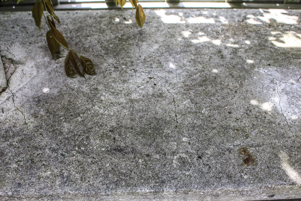 Frontgate Outdoor Concrete Console Table With Urns