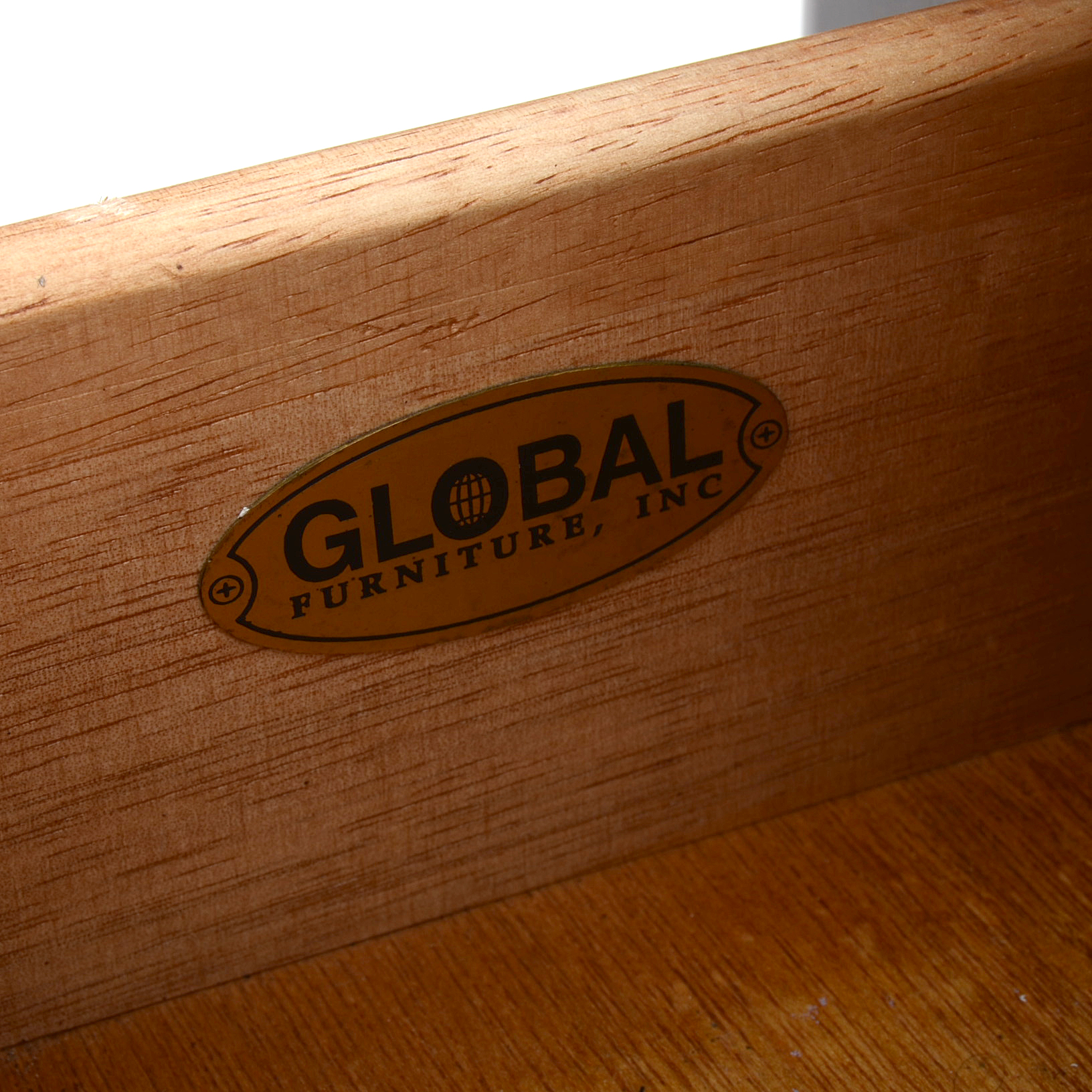 Contemporary Mahogany Finish Nightstand