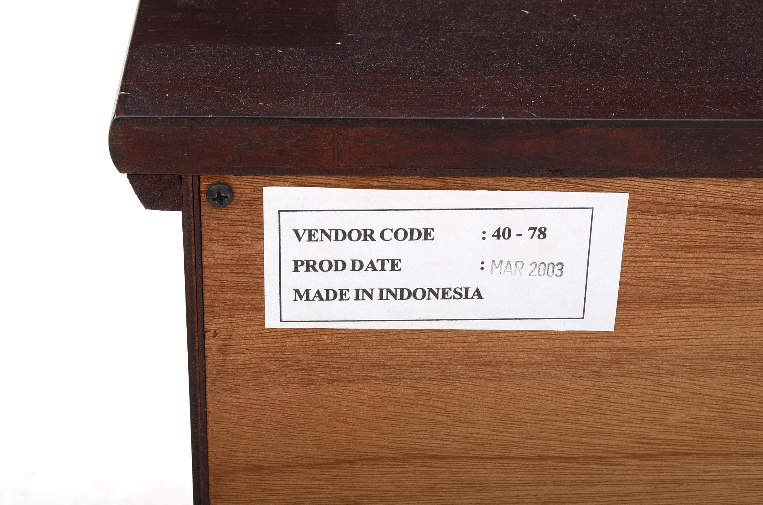 Contemporary Mahogany Finish Nightstand