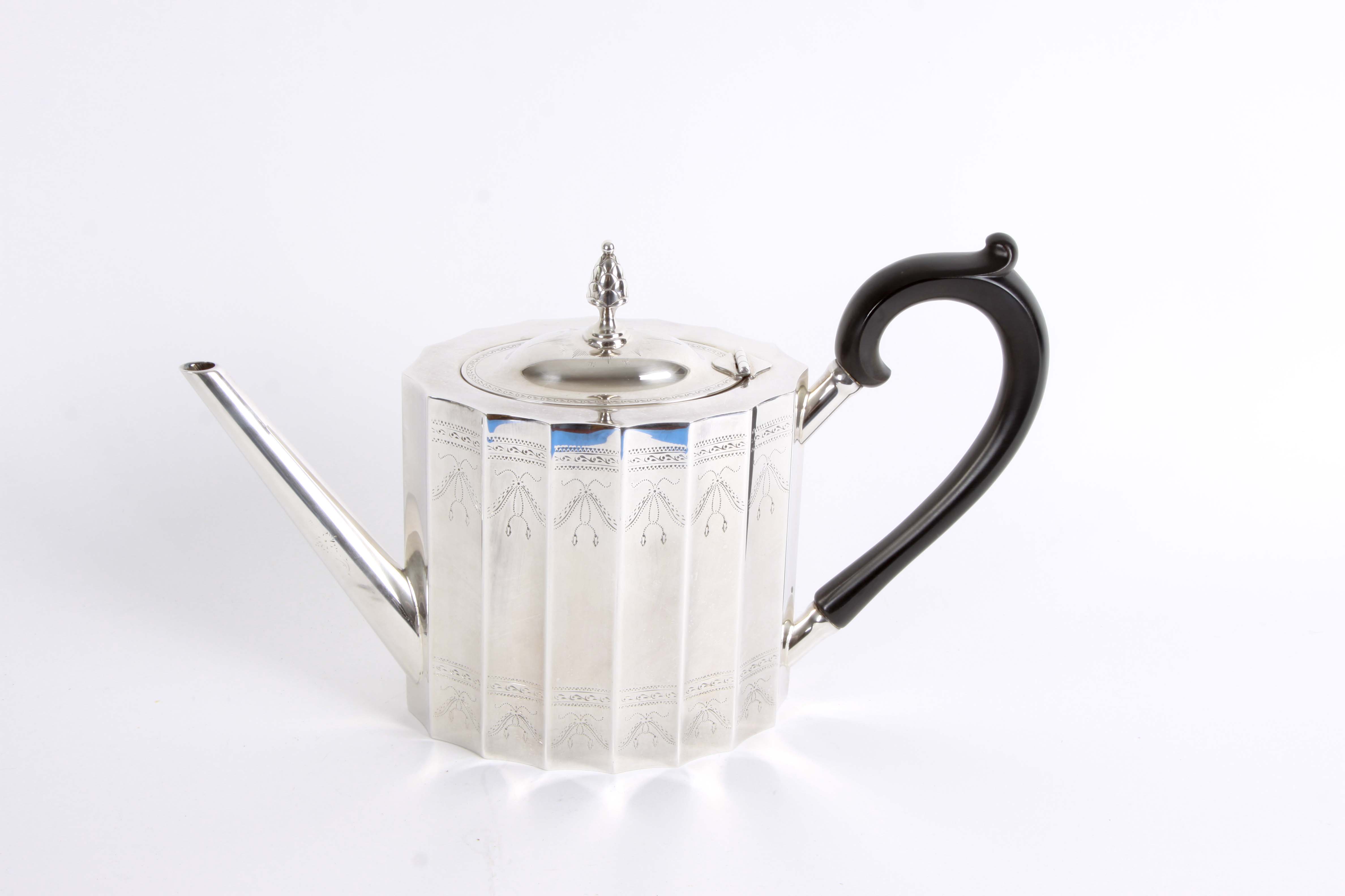 Lunt Silverplate Holloware "Paul Revere" Tea Set