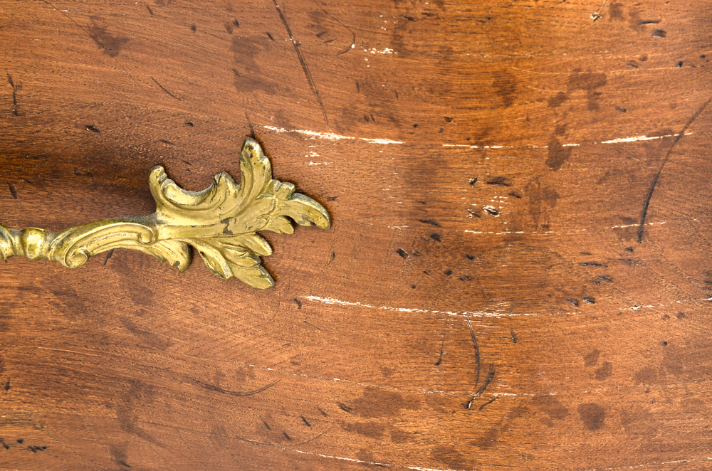 Serpentine Front Chest of Drawers