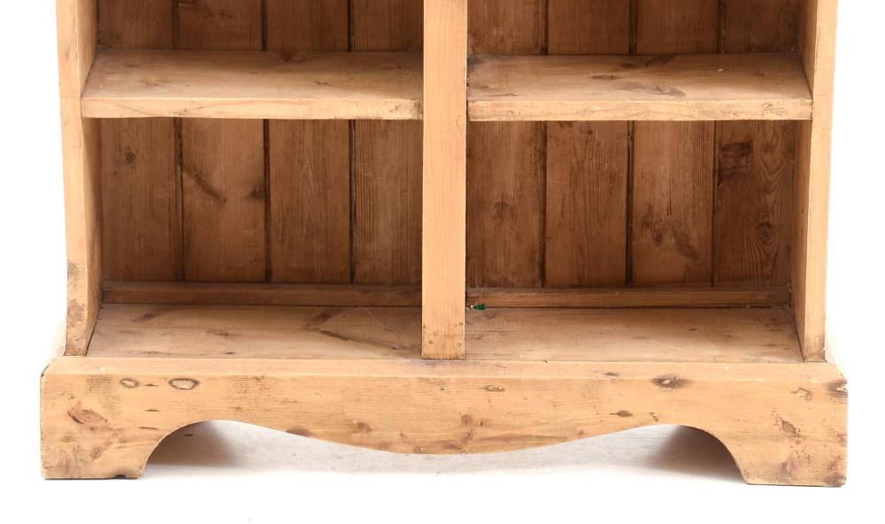 Rustic Pine Wood Bookshelf