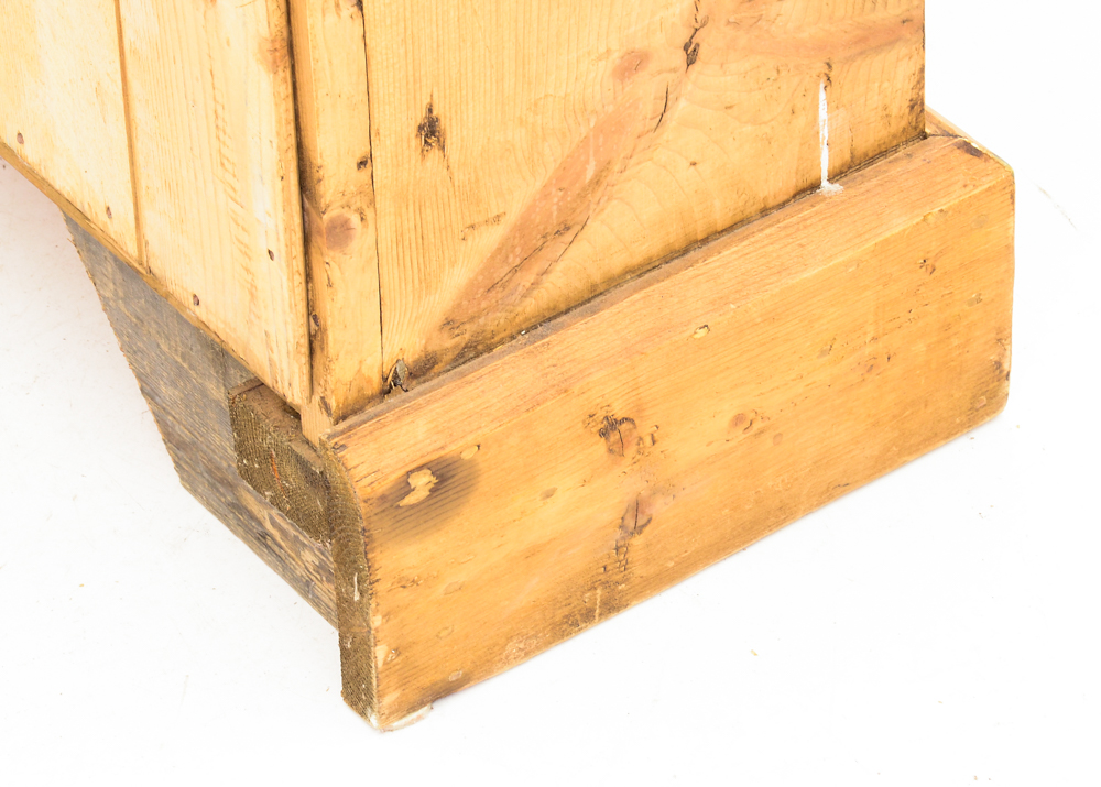 Rustic Pine Wood Bookshelf