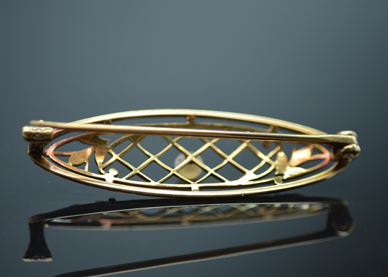Victorian 14K Yellow Gold Cultured Pearl and Enamel Leaf Brooch
